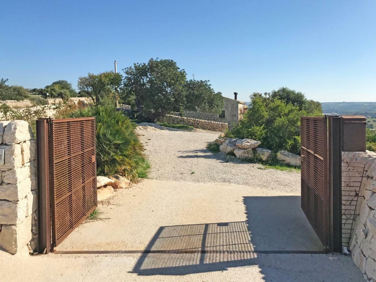 Casina Lanterne Apartment Marina di Ragusa Bagian luar foto